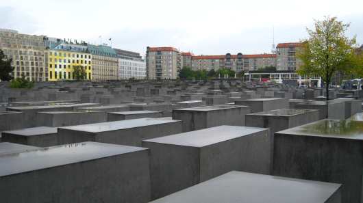 Holocaust monument
